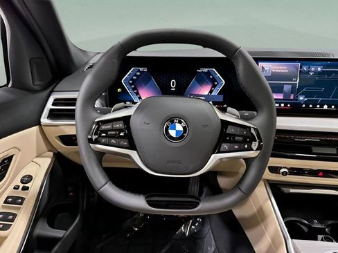 Used 2025 BMW 330i xDrive Sedan w/ Convenience Package AWD/4WD image 15