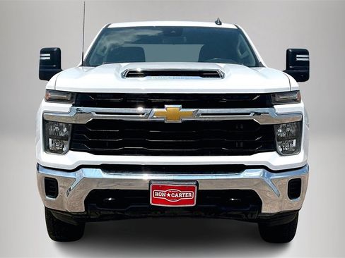 Certified 2024 Chevrolet Silverado 2500 LT image 3