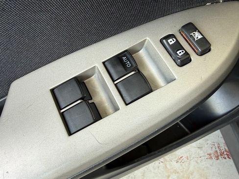 Used 2009 Toyota Corolla XRS FWD image 22
