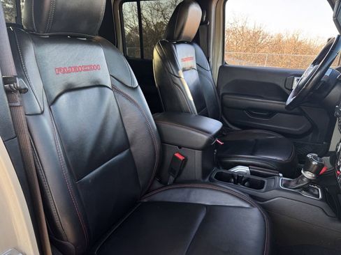 Used 2020 Jeep Gladiator Rubicon image 27