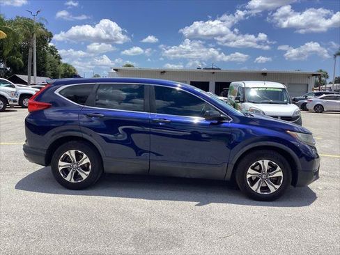 Used 2018 Honda CR-V LX image 9