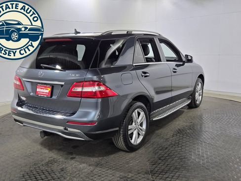 Used 2015 Mercedes-Benz ML 350 4MATIC w/ Premium 1 Package image 7