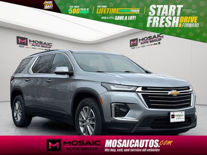 Used 2023 Chevrolet Traverse LT