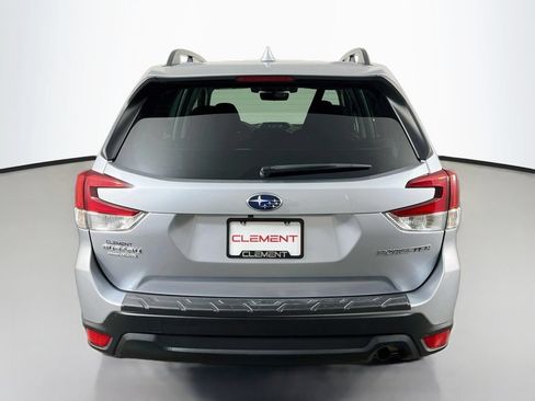 Used 2020 Subaru Forester Premium AWD/4WD image 8