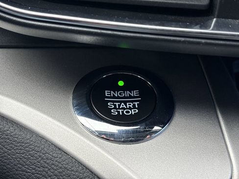 Used 2021 Ford Explorer XLT w/ Equipment Group 202A image 20