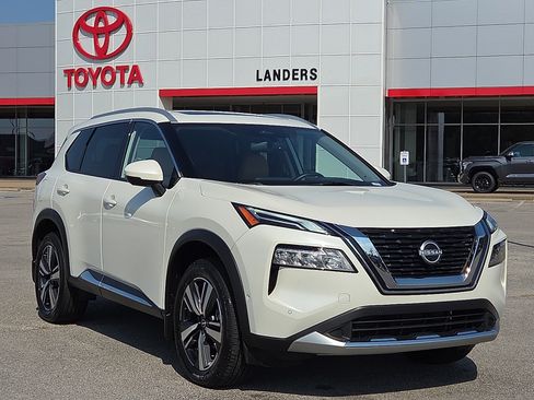 Used 2023 Nissan Rogue Platinum w/ Platinum Premium Package AWD/4WD image 1