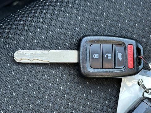 Certified 2022 Honda HR-V LX image 14