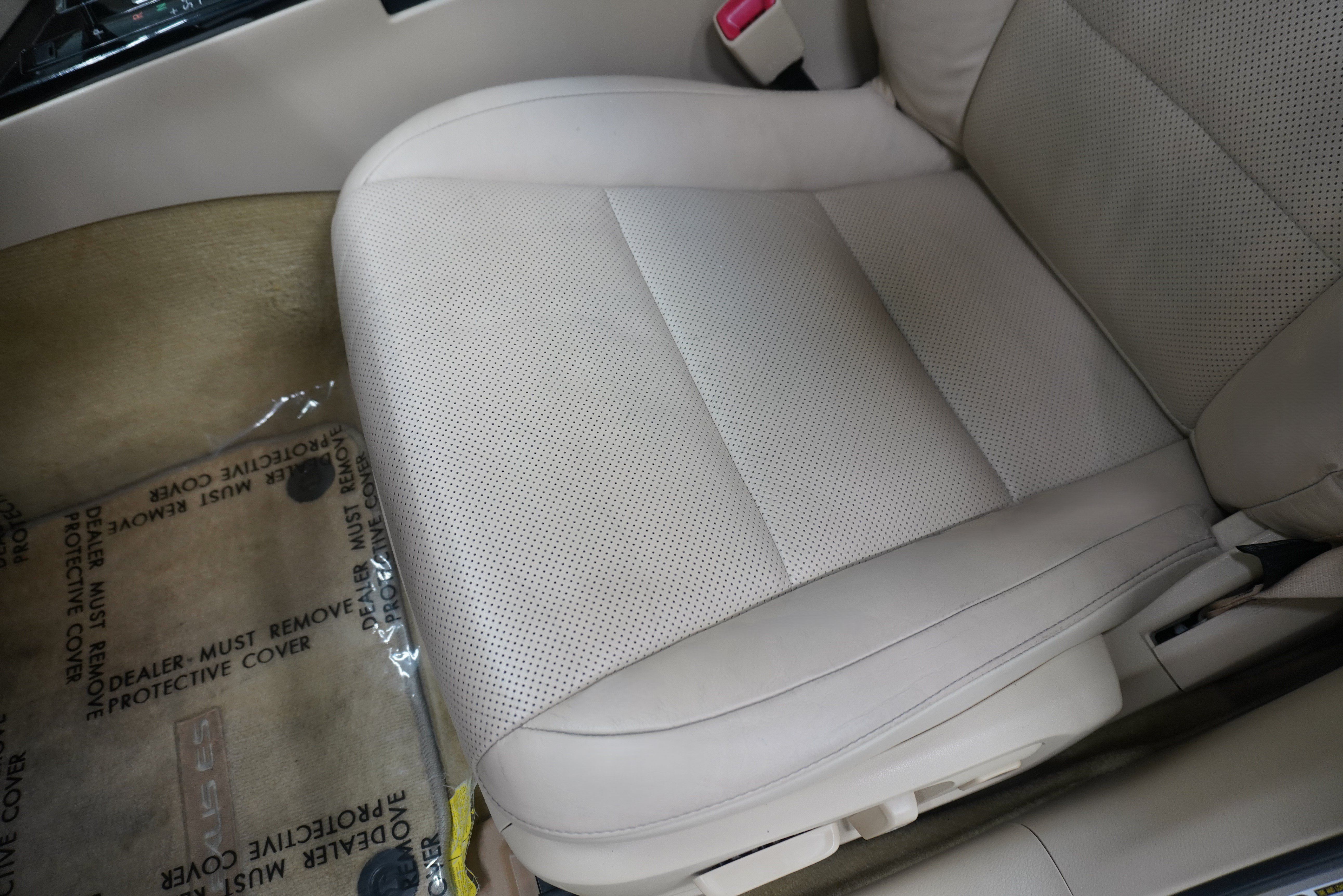 Used 2013 Lexus ES 350 w/ Luxury Pkg FWD image 12