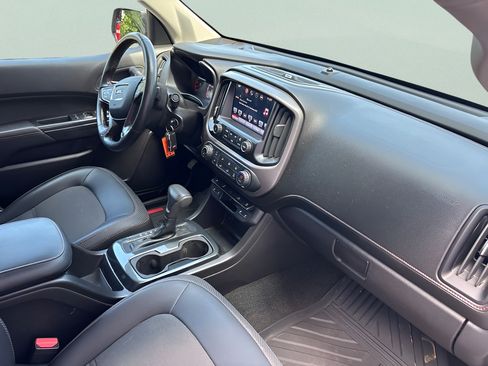 Used 2016 GMC Canyon SLE w/ All Terrain Adventure Package AWD/4WD image 40
