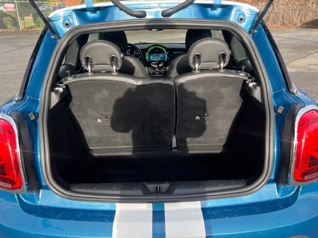 Used 2022 MINI Cooper 2-Door Hardtop FWD image 13