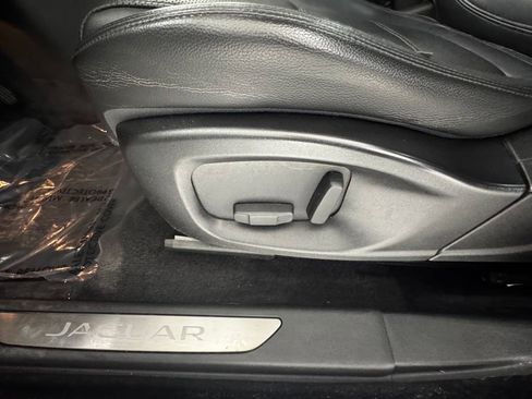 Used 2020 Jaguar E-PACE image 28