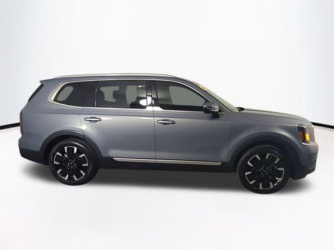 Used 2024 Kia Telluride SX w/ Towing Package image 4