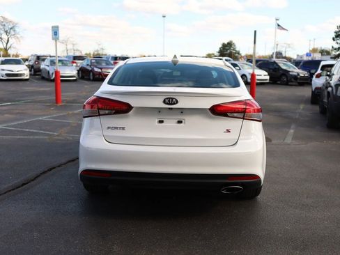 Used 2017 Kia Forte S w/ S Technology Package image 6