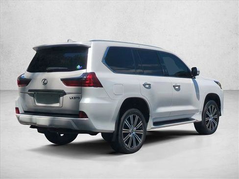 Used 2021 Lexus LX 570 4WD w/ Luxury Package image 5