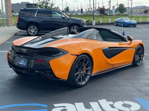 Used 2019 McLaren 570S Spider RWD image 43