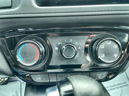 Used 2019 Honda HR-V Sport image 18