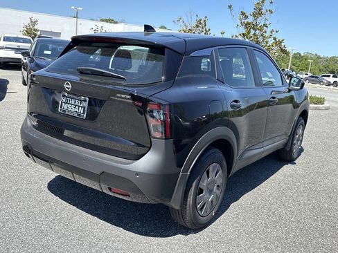 New 2026 Nissan Kicks S FWD image 4