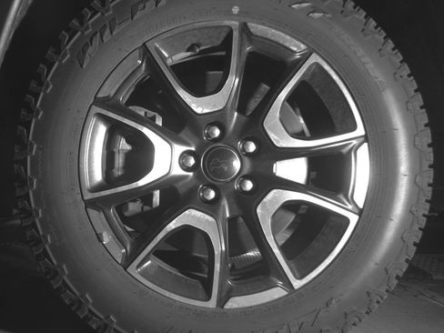 Used 2025 Jeep Compass Trailhawk image 11