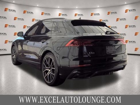 Used 2019 Audi Q8 Prestige AWD/4WD image 3