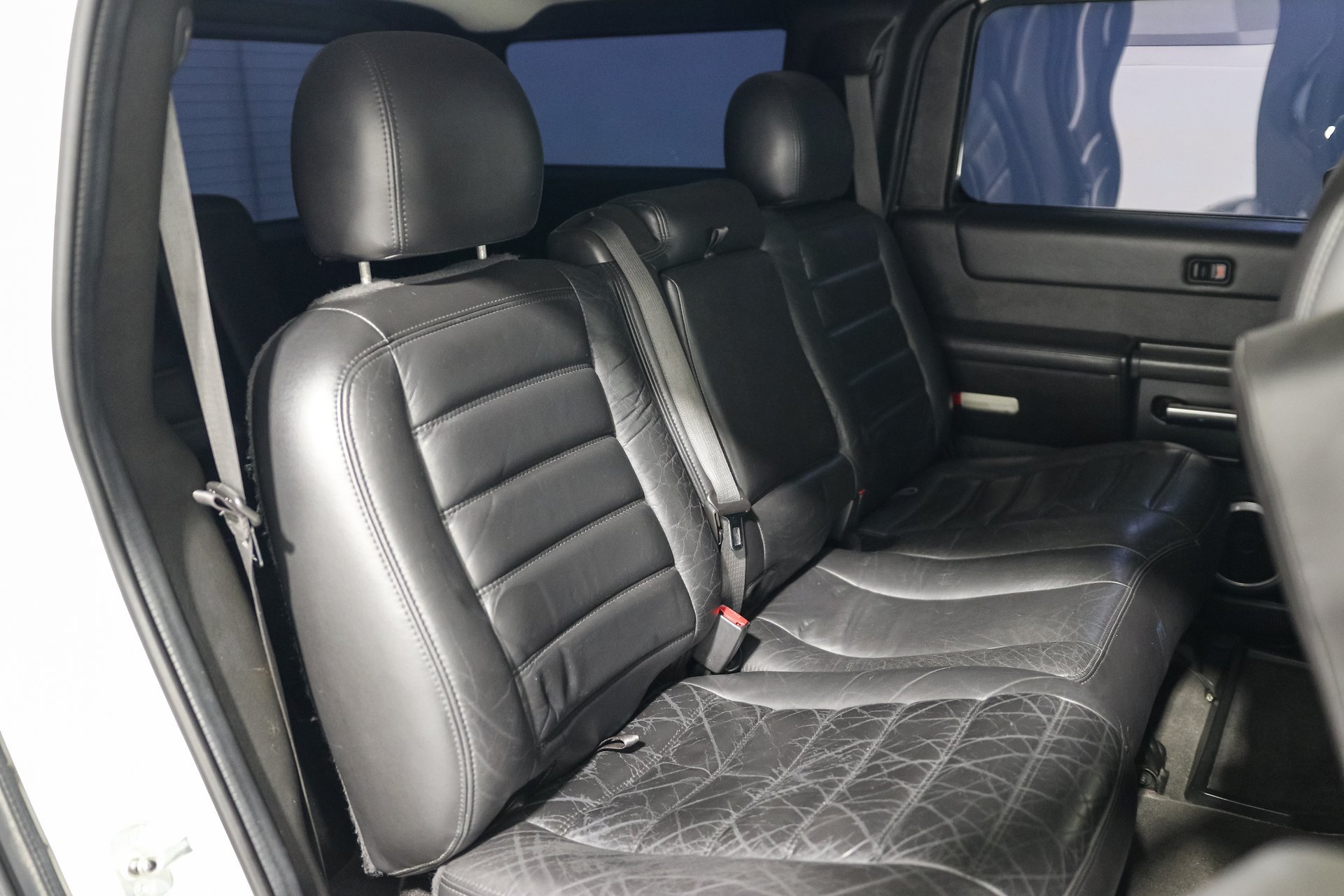 Used 2005 HUMMER H2 w/ Preferred Equipment Group AWD/4WD image 17