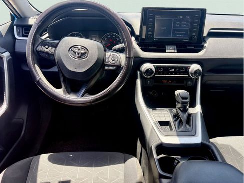 Used 2021 Toyota RAV4 XLE AWD/4WD image 12