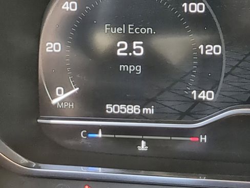 Used 2023 GMC Yukon AT4 w/ AT4 Premium Package image 12