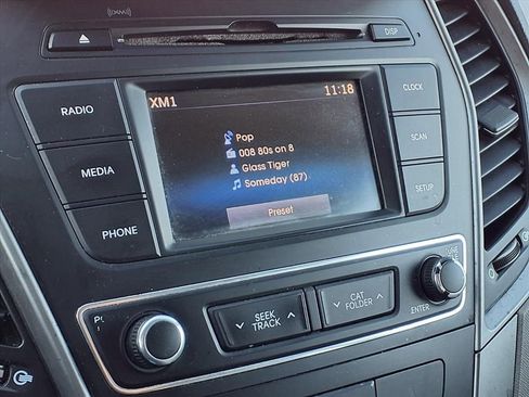 Used 2017 Hyundai Santa Fe Sport image 22