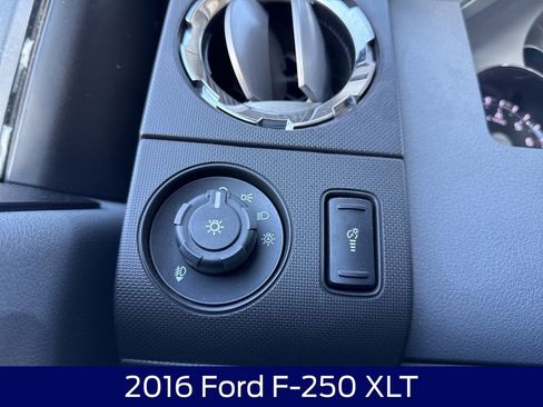 Used 2016 Ford F250 XLT w/ XLT Value Package image 23