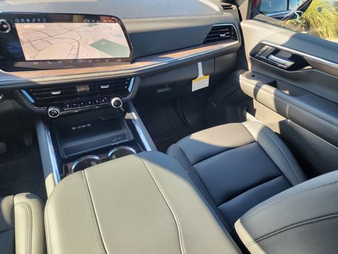 New 2026 Chevrolet Suburban LT w/ Comfort Package image 20