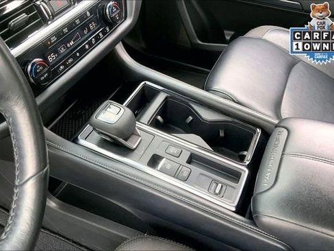 Used 2023 Nissan Pathfinder SL w/ SL Premium Package image 17