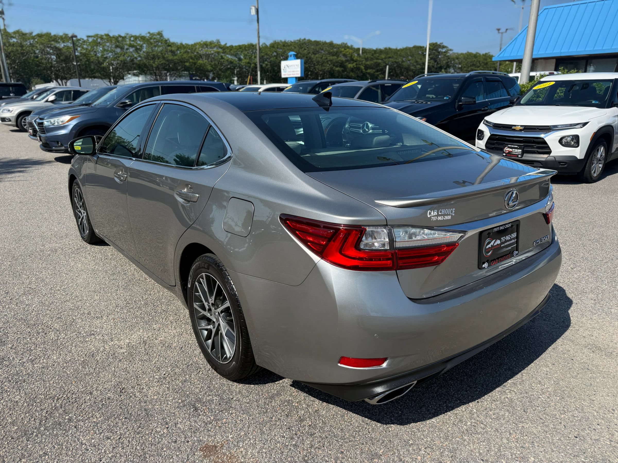 Used 2017 Lexus ES 350 w/ Luxury Package FWD image 10