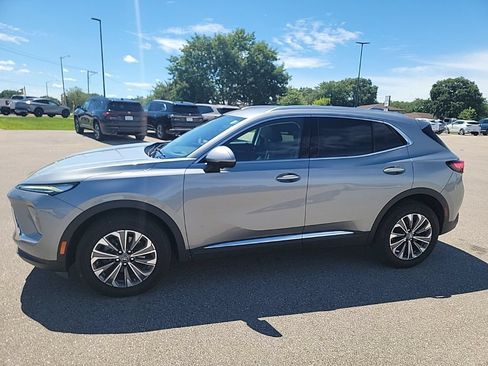 Used 2025 Buick Envision Preferred AWD/4WD image 7