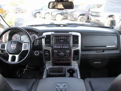 Used 2018 RAM 3500 Laramie image 26