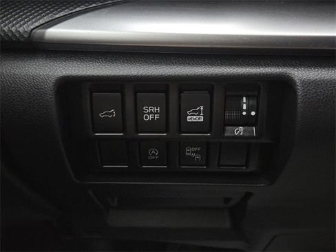 Used 2023 Subaru Forester Premium image 25