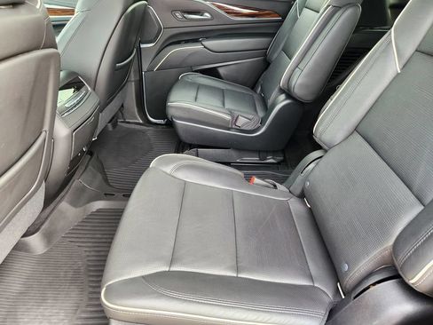 Certified 2021 Cadillac Escalade Premium Luxury RWD image 31