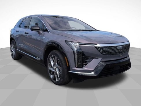 New 2026 Cadillac Optiq Luxury 1 image 3