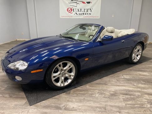 Used 2003 Jaguar XK8 Convertible image 8