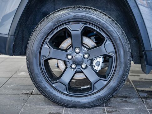 Certified 2021 Jeep Grand Cherokee Freedom Edition image 23