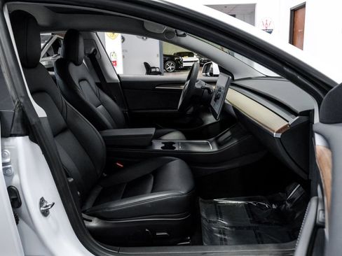 Used 2023 Tesla Model 3 Performance image 35