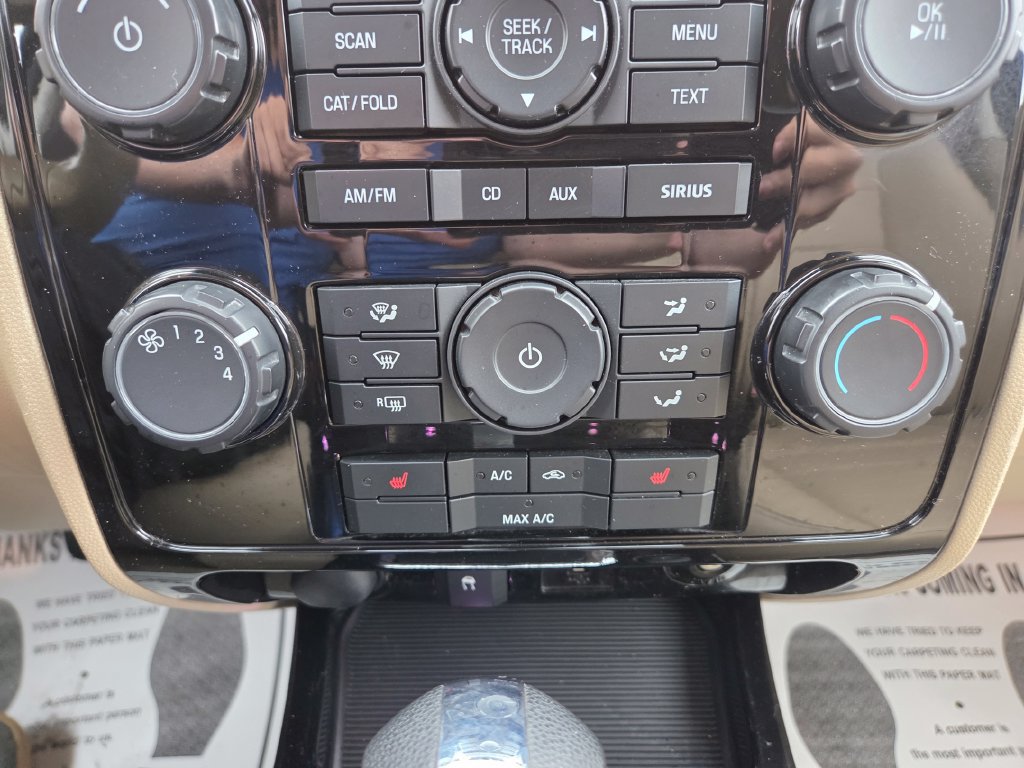 Used 2010 Ford Escape Limited AWD/4WD image 21