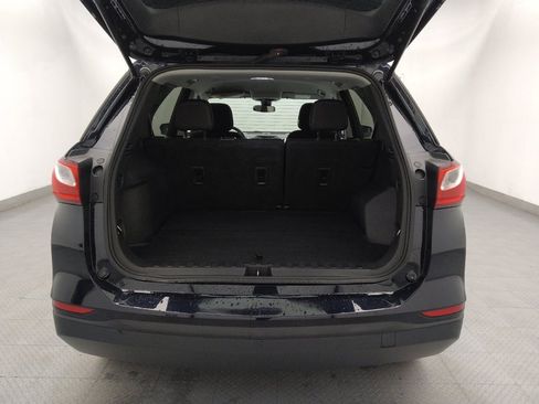 Used 2021 Chevrolet Equinox LS image 29