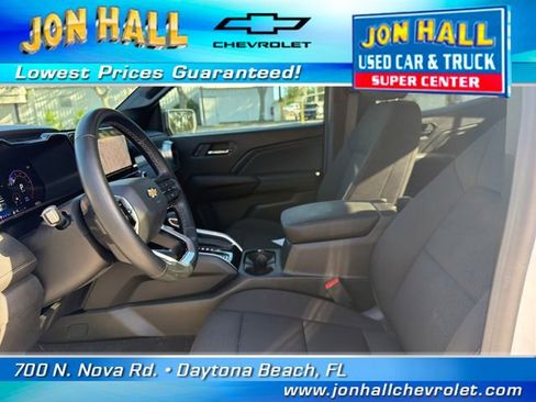 Used 2024 Chevrolet Colorado LT w/ LT Convenience Package II image 21