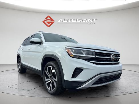 Used 2021 Volkswagen Atlas SEL Premium image 11