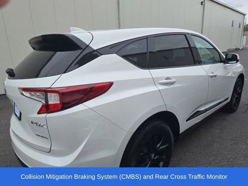 Used 2025 Acura RDX SH-AWD image 7
