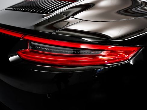 Used 2018 Porsche 911 Targa 4S AWD/4WD image 37