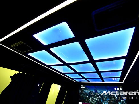 Used 2018 Mercedes-Benz Metris Passenger image 23