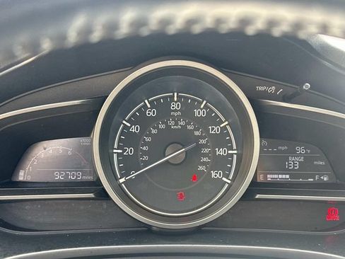 Used 2018 MAZDA MAZDA3 Touring FWD image 30