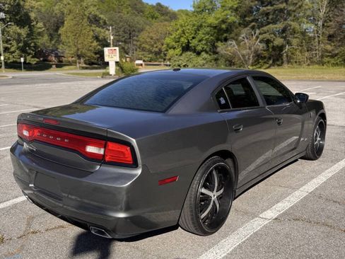Used 2012 Dodge Charger SE w/ Connectivity Group RWD image 6