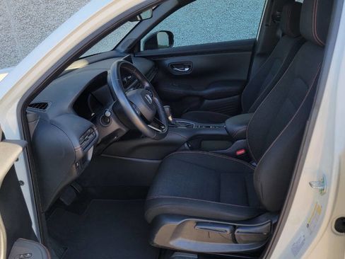 Used 2023 Honda HR-V Sport image 32