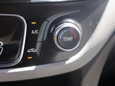 Used 2023 Chevrolet Equinox LT AWD/4WD image 28